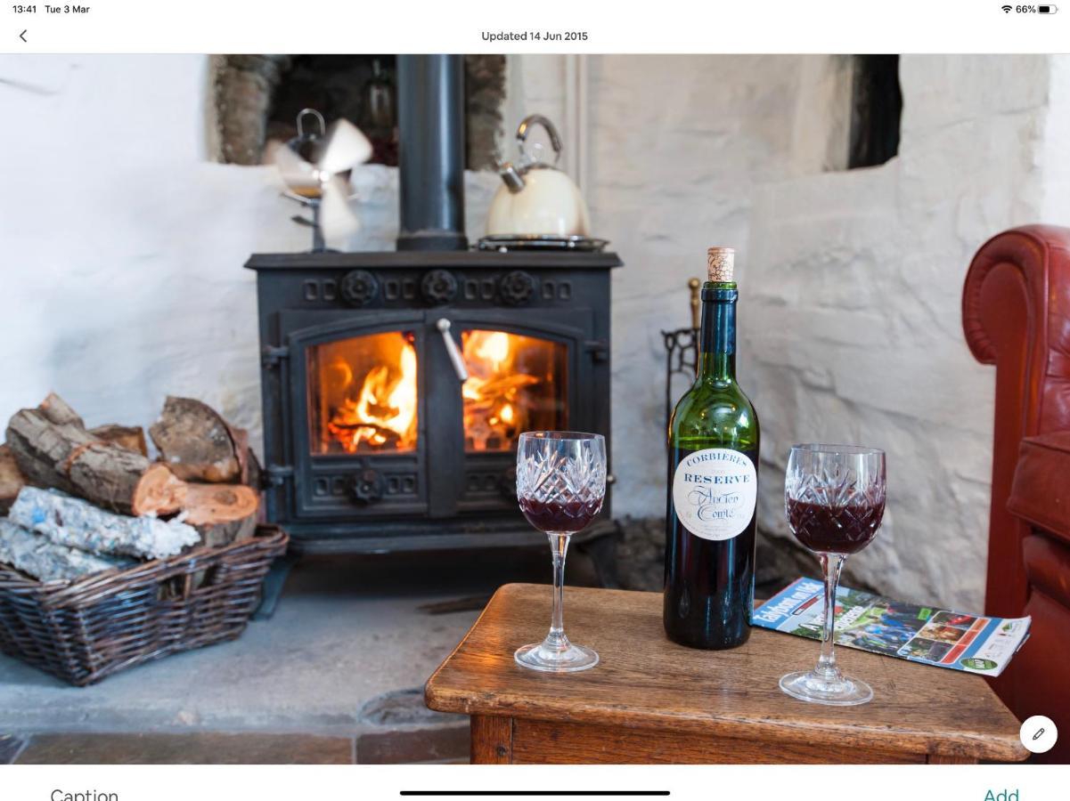 Ty Fferm Hen, Ancient Farmhouse, Coity Bach Talybont-on-Usk ภายนอก รูปภาพ