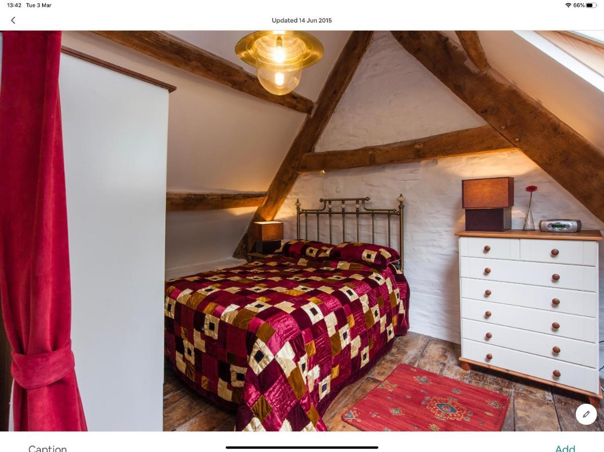Ty Fferm Hen, Ancient Farmhouse, Coity Bach Talybont-on-Usk ภายนอก รูปภาพ