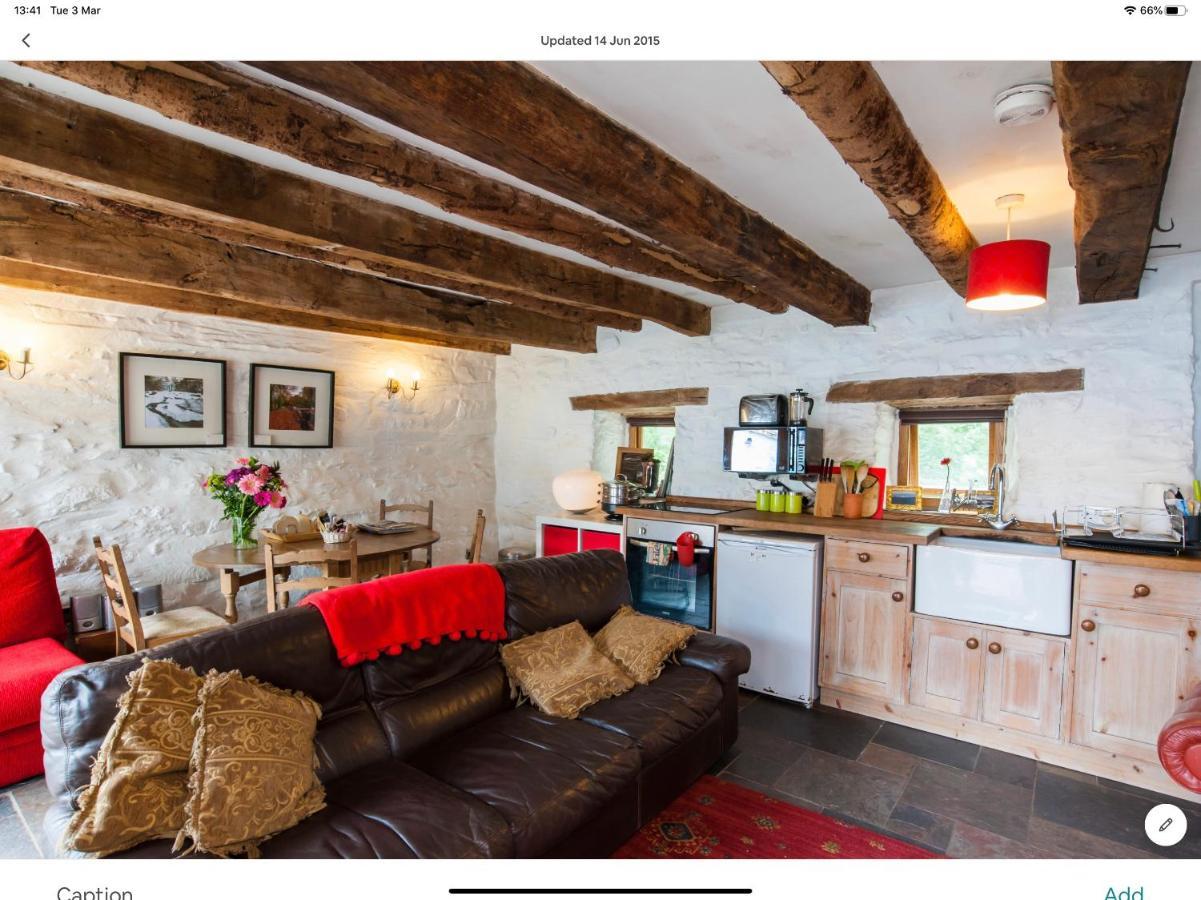 Ty Fferm Hen, Ancient Farmhouse, Coity Bach Talybont-on-Usk ภายนอก รูปภาพ